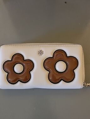 Tory Burch White Zip-Around Wallet with Brown Floral Appliqués